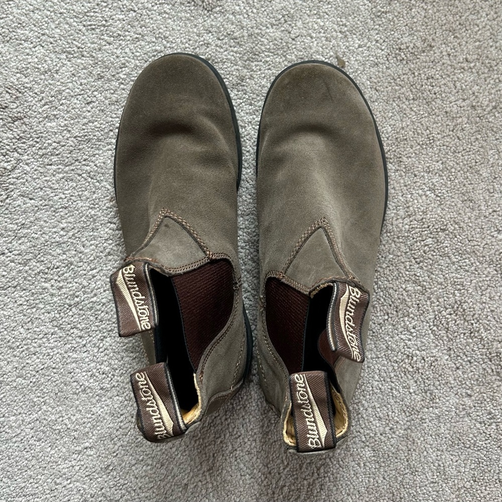 Brown Chelsea Boot Blundstones